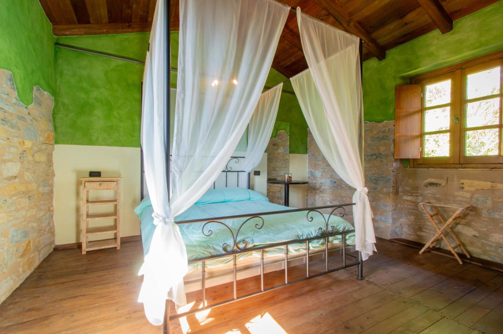 Casa Vacanze La Casala Apartment Fivizzano Exterior photo