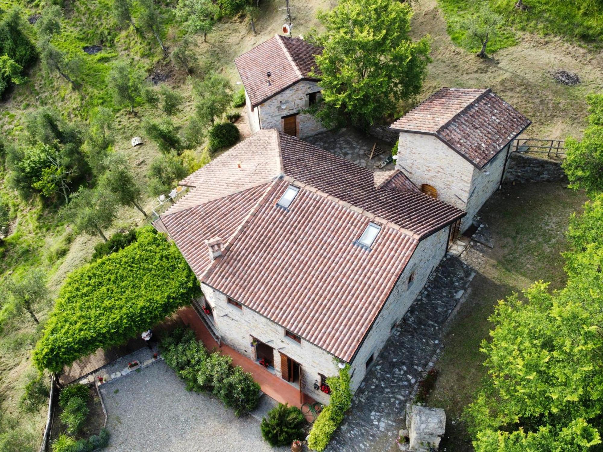 Casa Vacanze La Casala Apartment Fivizzano Exterior photo
